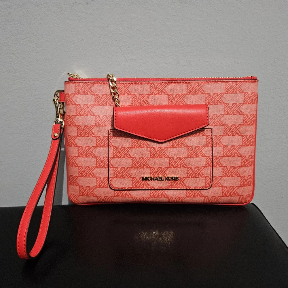 NWT: 2 for 1 - Michael Kors Set (Wristlet and Cardholder)